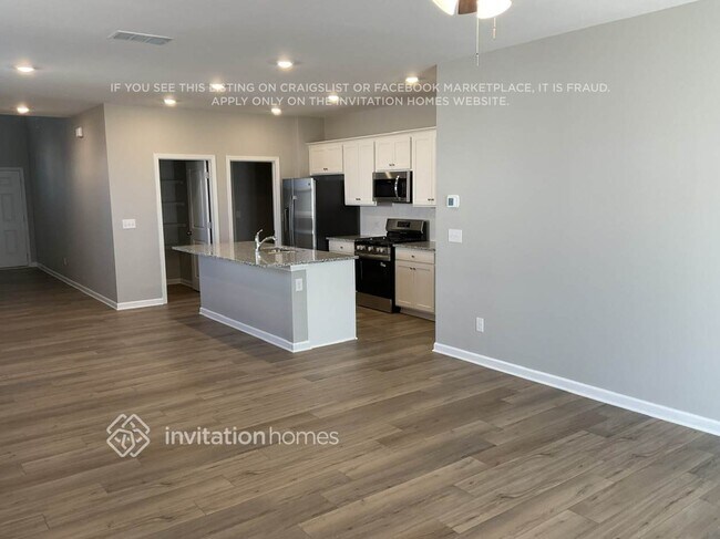 Foto del edificio - 533 Almere Dr