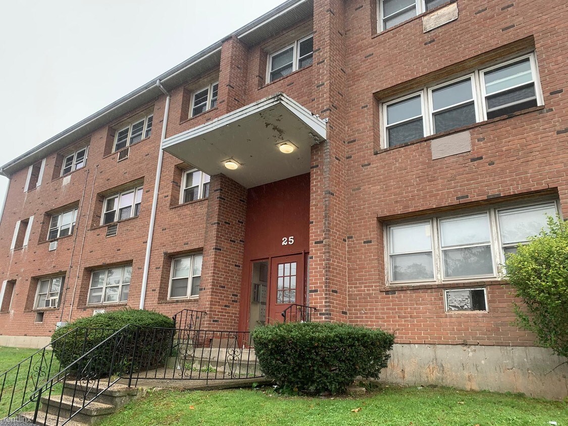 Primary Photo - 2 br, 1 bath Condo - 40 Donna Dr