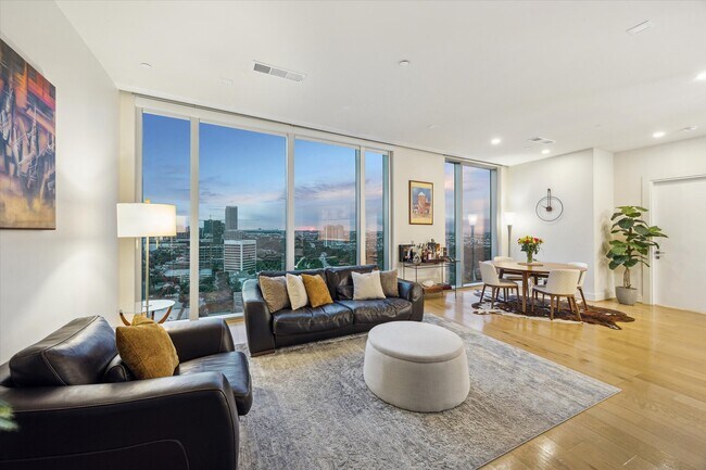 Foto del edificio - 1711 Allen Pkwy