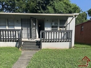Building Photo - 539 N Hawthorne St