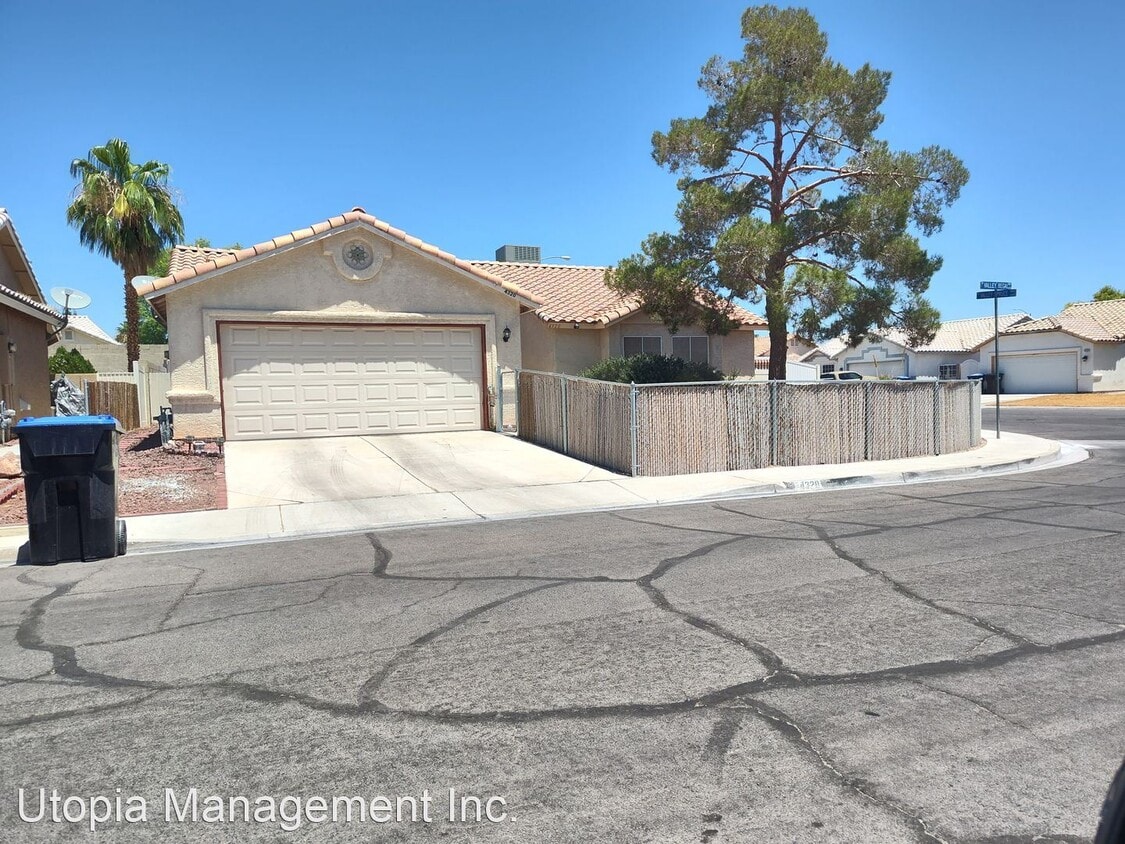 Primary Photo - 3 br, 2 bath House - 4320 Valley Regal Way