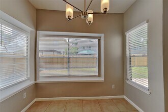 Building Photo - 3215 Broken Bough Dr