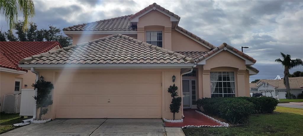 Foto principal - 6434 Pinewood Dr