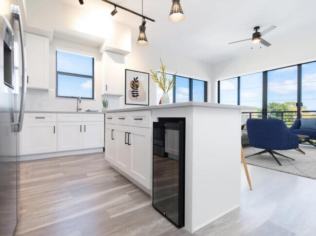 Foto del edificio - 1301 Alpha St