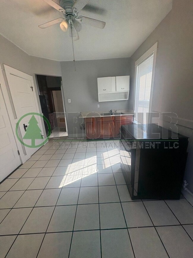 Building Photo - 4114 Osceola St