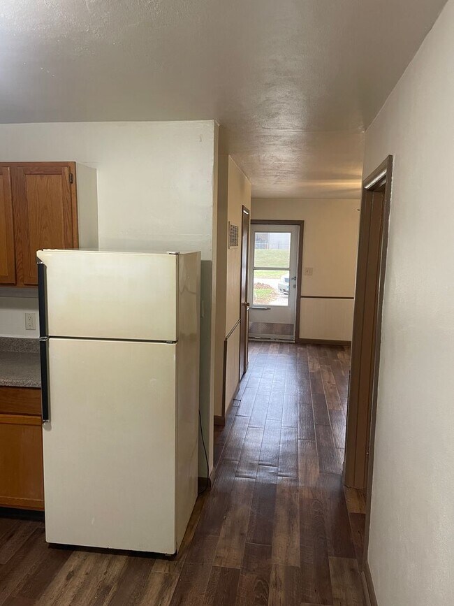 Foto del edificio - Immaculate 2 Ranch Style Bedroom Duplex