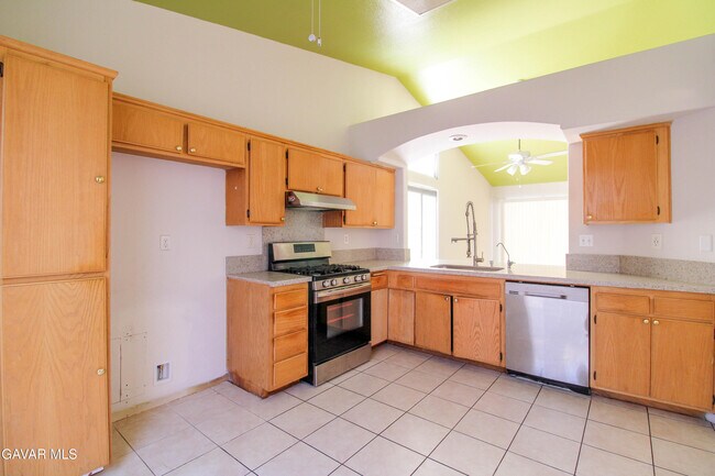 Foto del edificio - 36805 Alder St