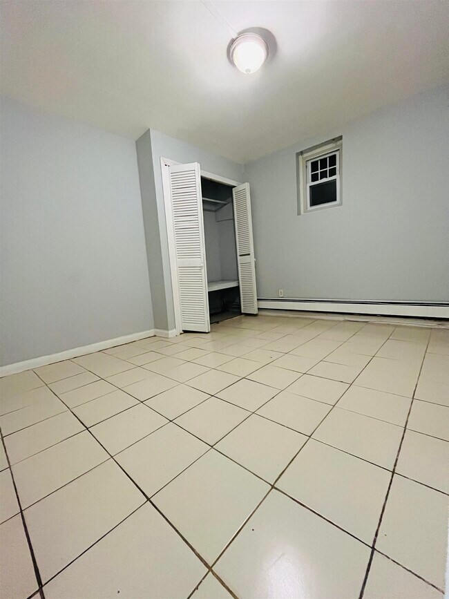 35 Emerson Ave, Jersey City, NJ 07306 Condo for Rent in Jersey City