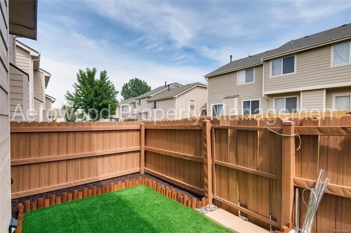 Building Photo - 1254 S Zeno Way