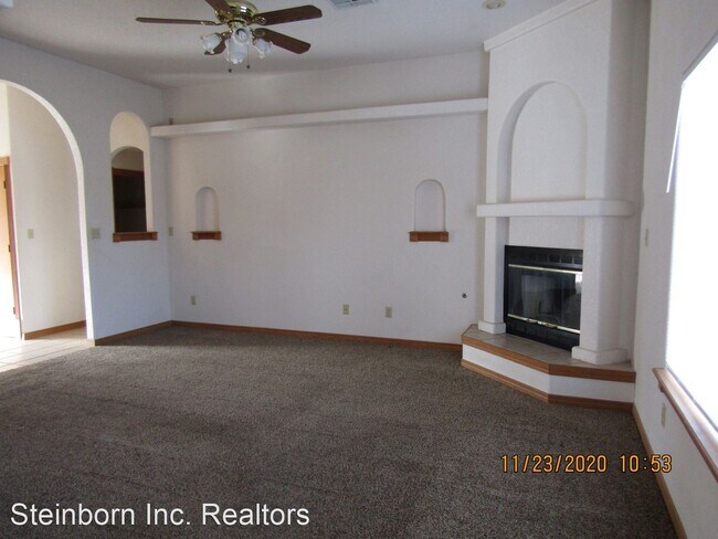 Foto del edificio - 3 br, 2 bath House - 1993 Bentley Dr.