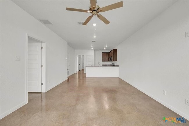 Building Photo - 2906 Quail Trail