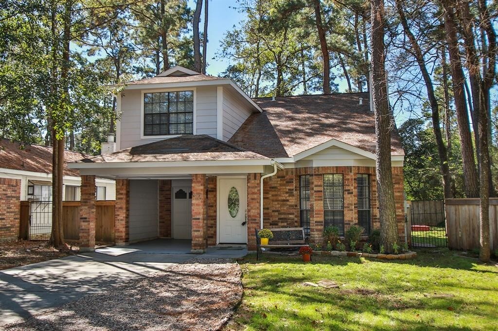 22 Abbey Brook Pl, The Woodlands, TX 77381 House Rental in The