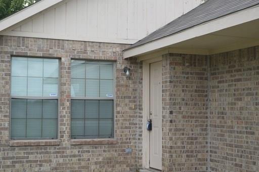 Building Photo - 3122 S Cherry Ln