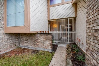 Building Photo - 7814 Candlegreen Ln