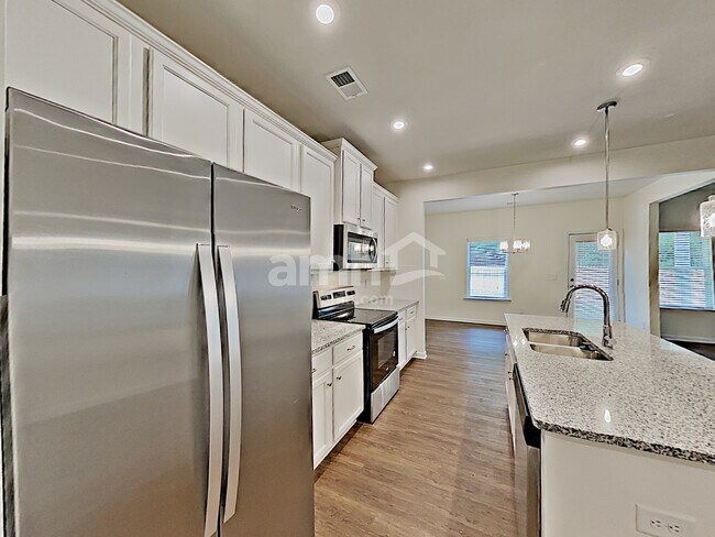 Foto del edificio - 504 Woodall Rd