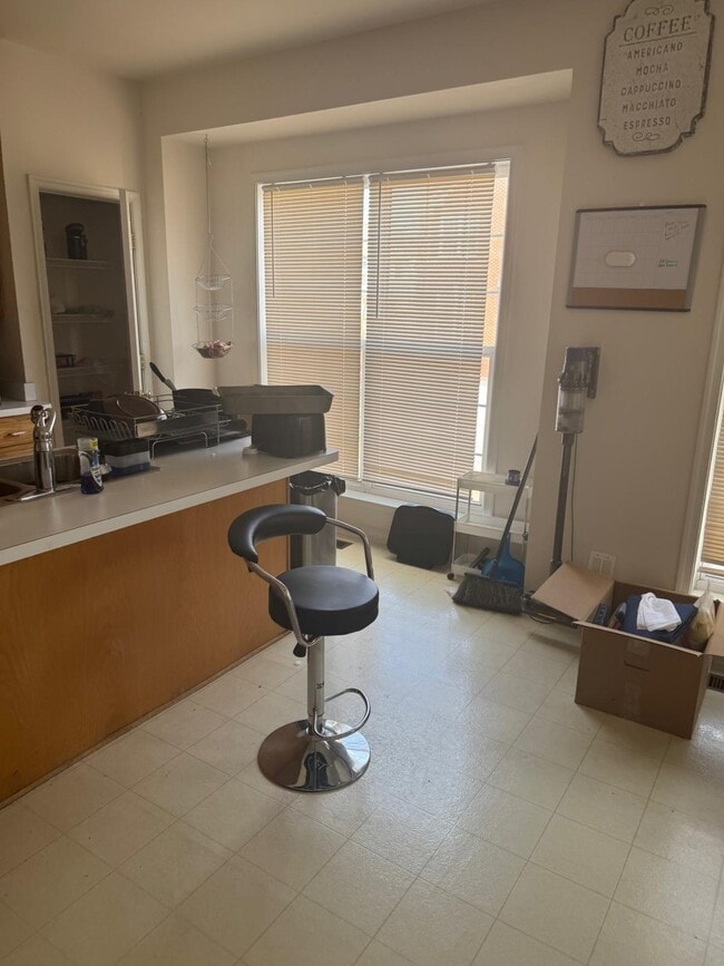 Building Photo - 22679 Simonet Blanc Ter