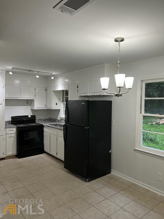 Foto del edificio - 2581 Oak Cir