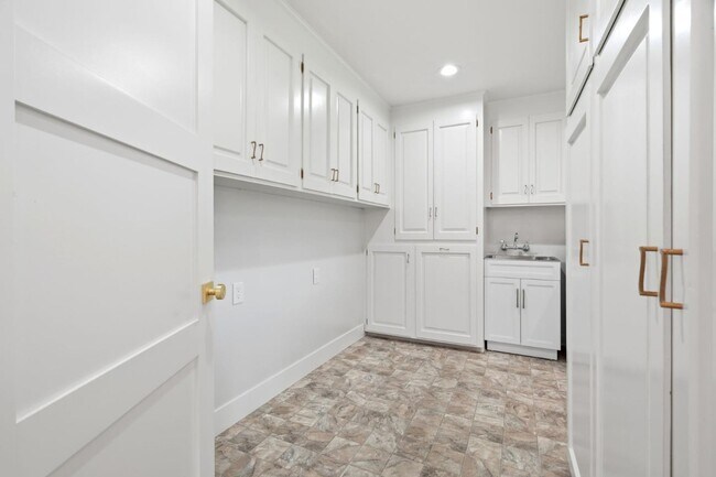 Foto del edificio - 3308 Oxford Ln