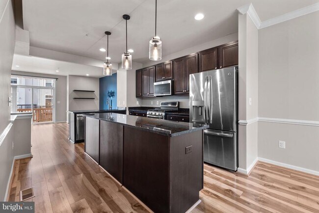 Foto del edificio - 336 White Oak Way