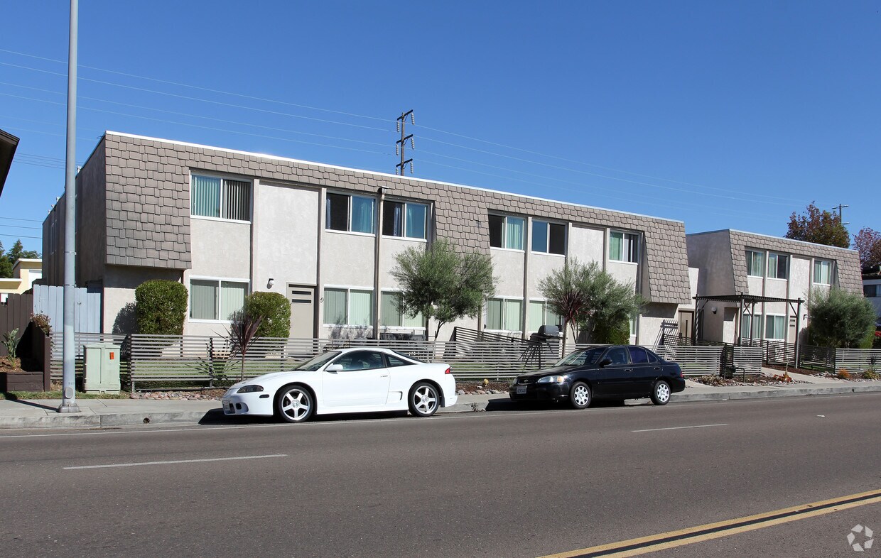 Building Photo - 5310 Clairemont Mesa Blvd