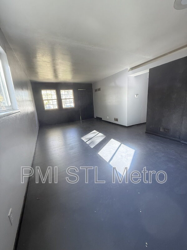 Foto del edificio - 10736 Spring Garden Dr