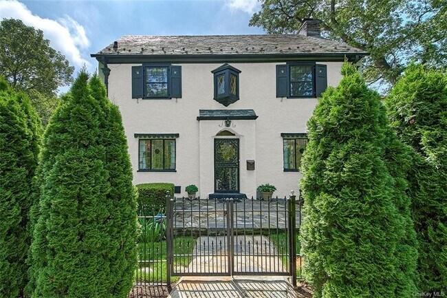 Building Photo - 30 Ardell Rd