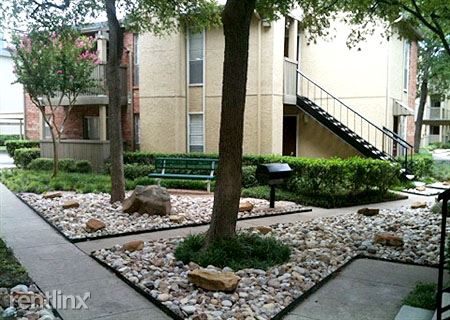 Building Photo - 6565 McCallum Blvd