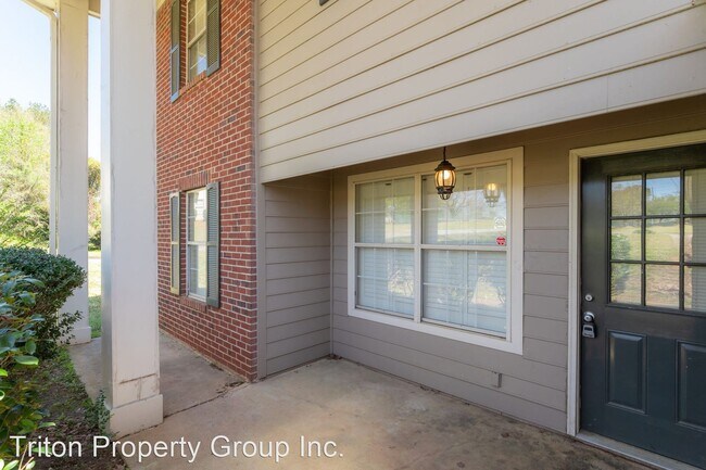 Foto del edificio - 4 br, 3 bath House - 4783 Burford Ct.