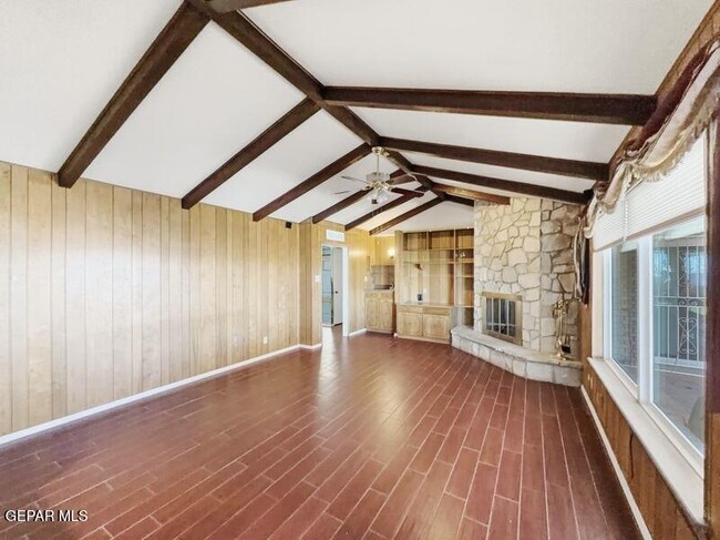 Building Photo - 9000 Rancich St