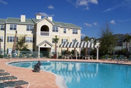 oaks seven windsor club wesley chapel apartments pool fl