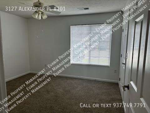 Foto del edificio - 3127 Alexander Pl