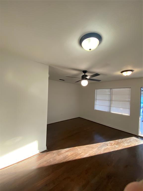 Foto del edificio - 705 S Nugent St