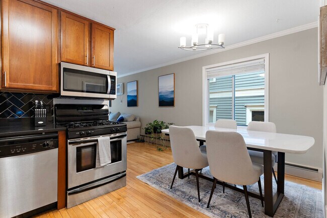 Foto del edificio - 3024 Humboldt Ave S