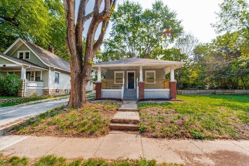 Primary Photo - 339 S Missouri St