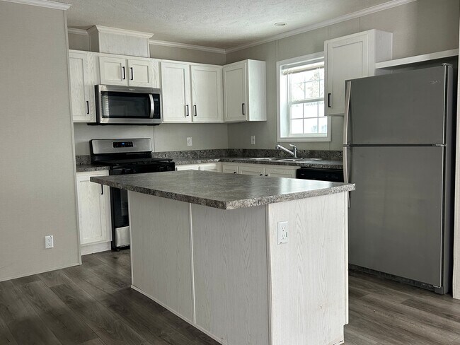 Foto del edificio - 4418 E Daisy Ln