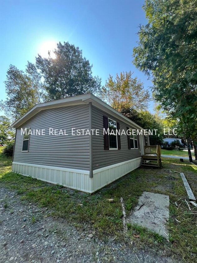 Primary Photo - 126 Penney Ln