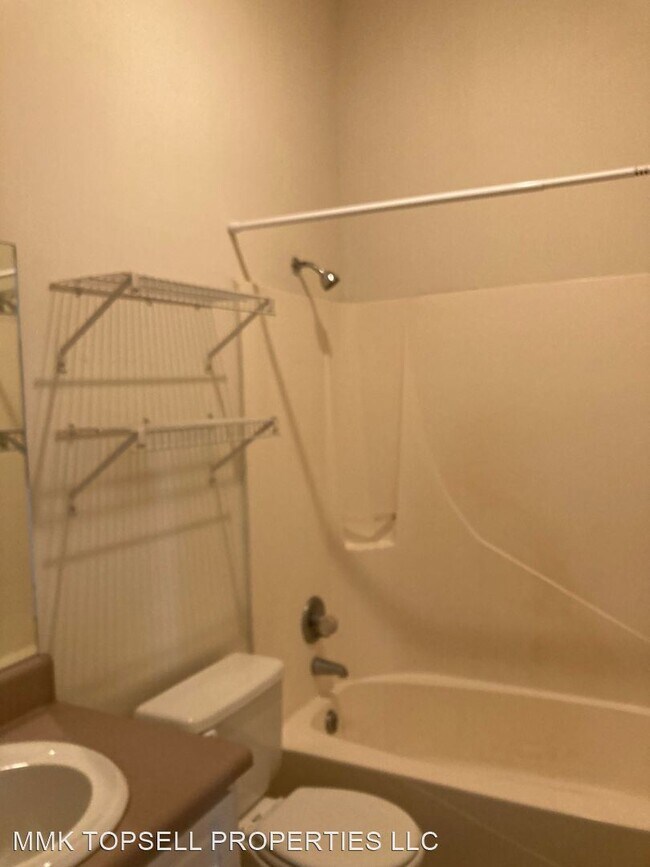Foto del edificio - 1 br, 1 bath House - 3918 Raven St Unit A