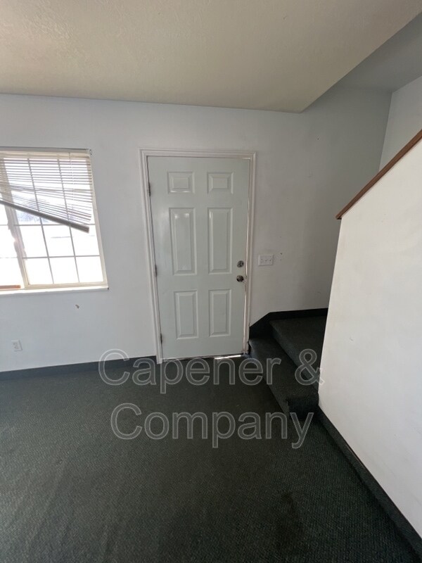 Building Photo - 97 E 1400 S