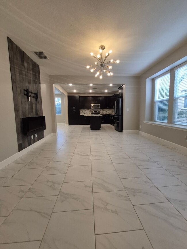 Foto del edificio - Gorgeous 4bd/2.5ba Two Story Home In Roseville!