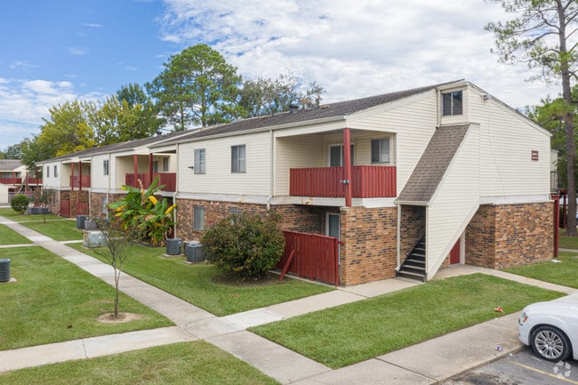 Cedarwood Apartment - All utilities included! Apartments - Baton Rouge
