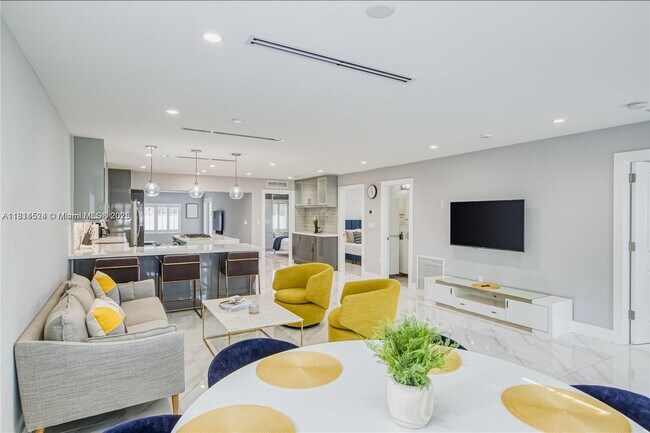 Foto del edificio - 1239 Washington St