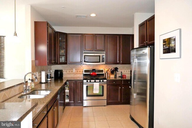 Foto del edificio - 11661 Leesborough Cir