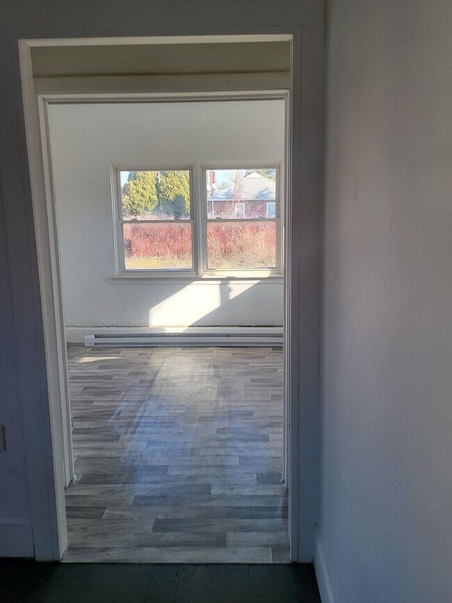 Building Photo - 13606 Cherrylawn TR - Pomela Investments LLC