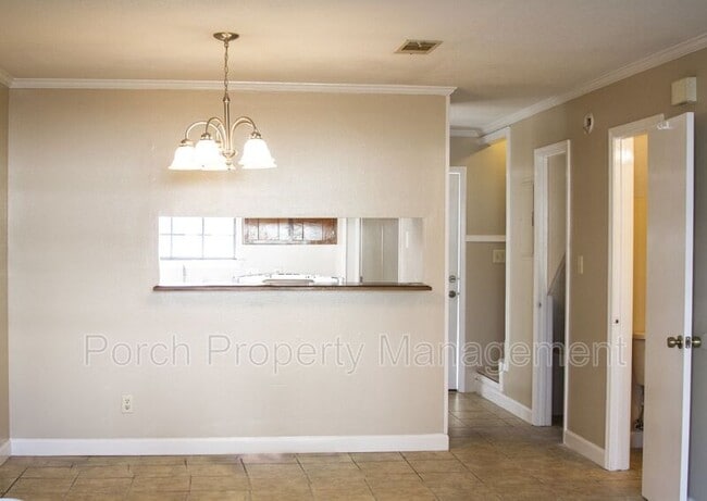 Building Photo - 7250 Hilburn Rd