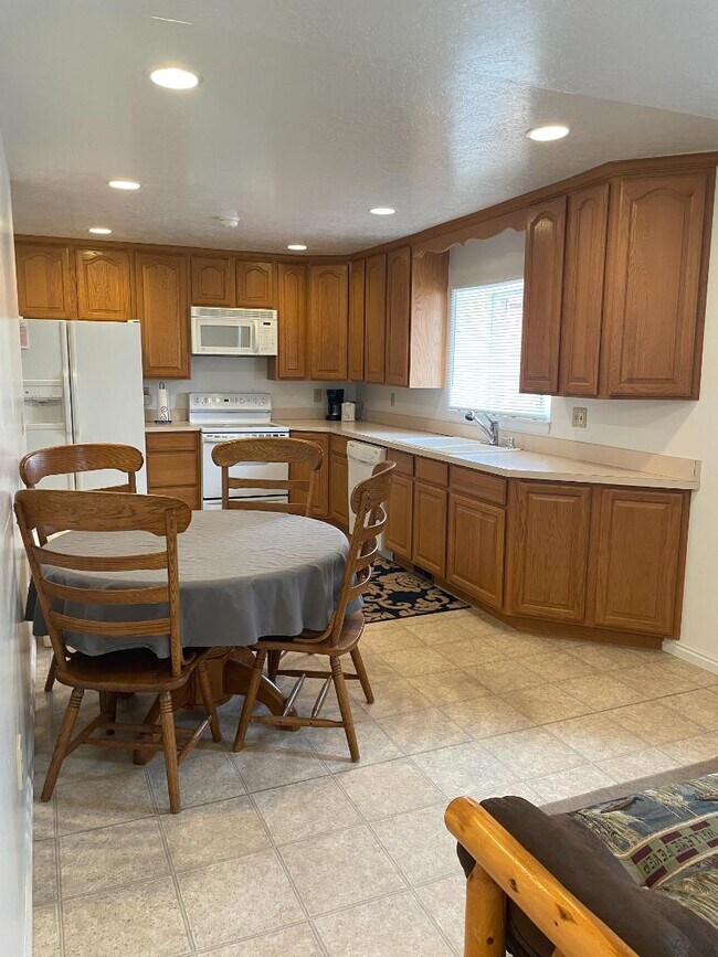 Foto del edificio - 113 Wyoming State Hwy 233