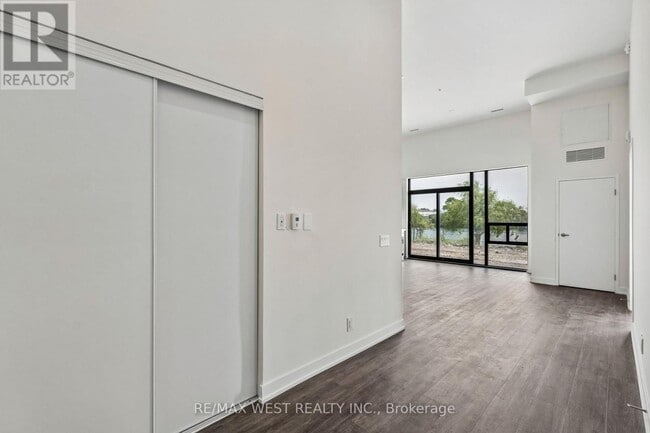 Building Photo - 350 Prince Charles Dr S