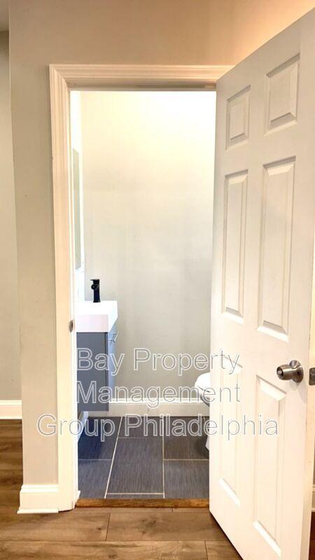 Building Photo - 2019 S Frazier St