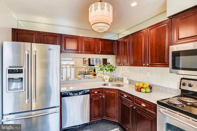 Foto del edificio - 2919 Elliott St