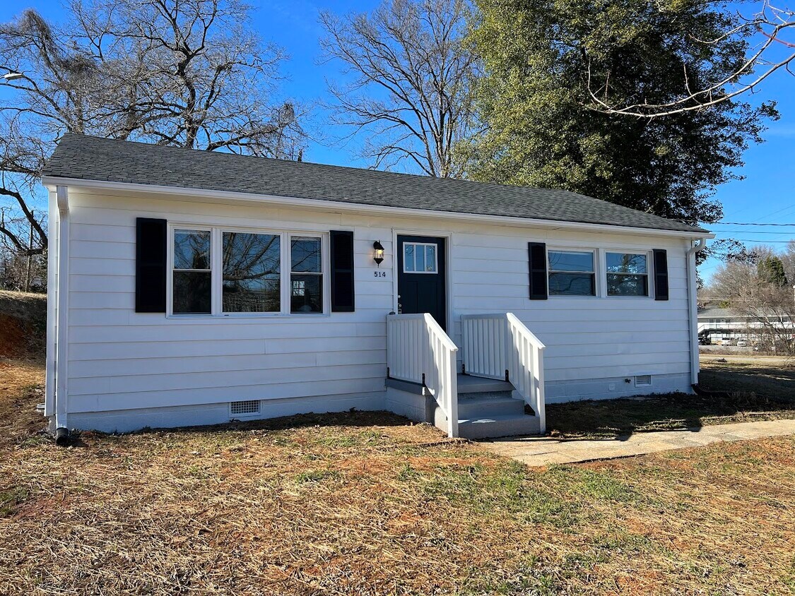 Foto principal - 514 Merritt Dr