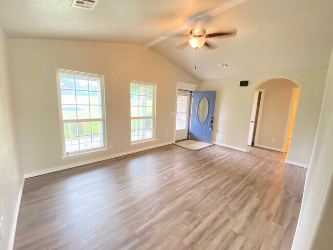 Foto del edificio - 12911 W Southern Oaks St